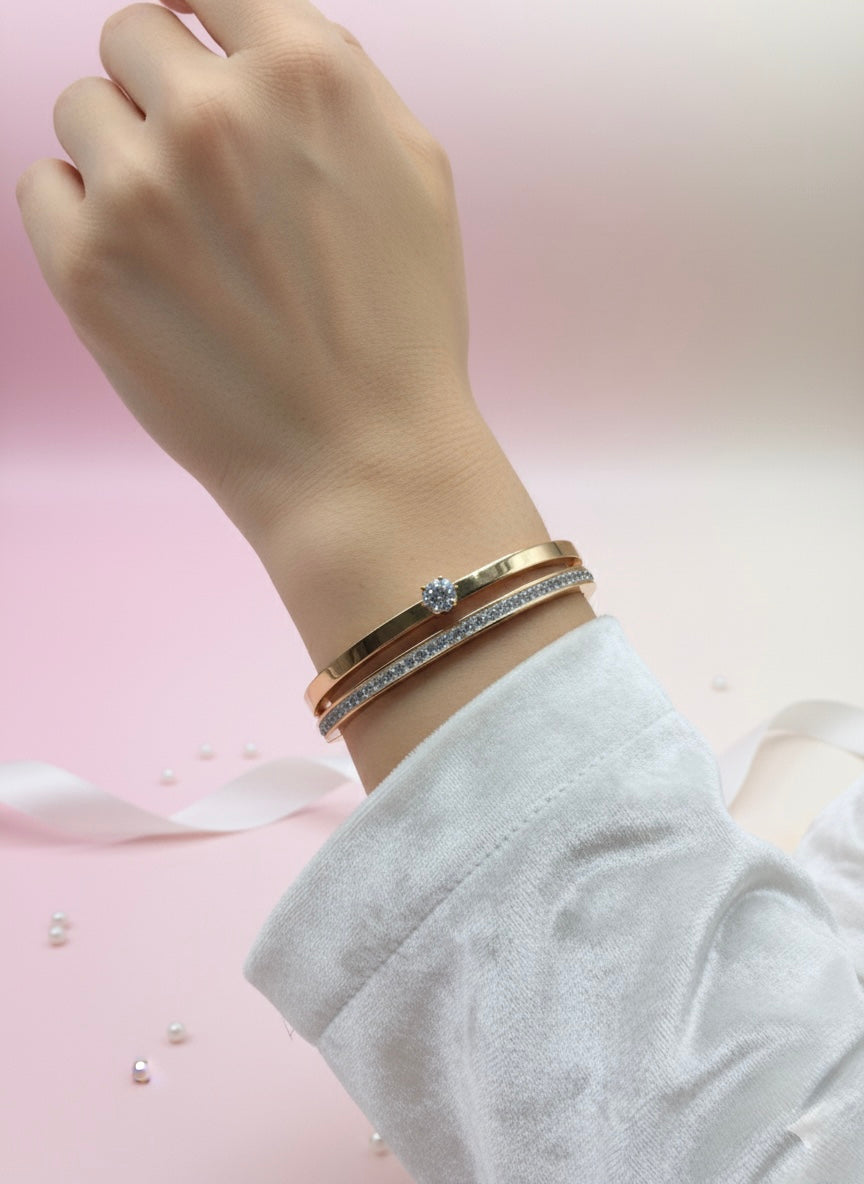 Diamond Heart Bangle Bracelet – Elegant Gold Finish