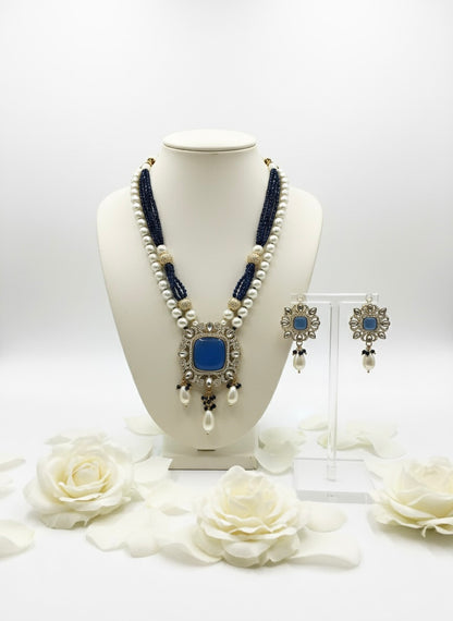 Royal Blue & Pearl Layered Necklace Set