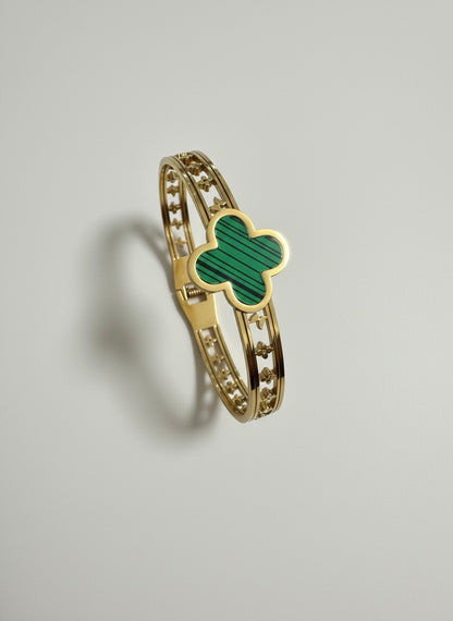 Gold-Plated Green Clover Malachite-Inspired Bangle