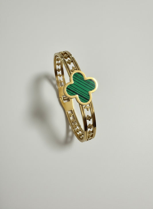 Gold-Plated Green Clover Malachite-Inspired Bangle