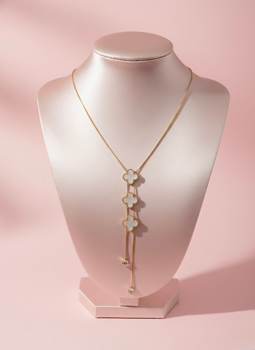 White Clover Long Necklace – Elegant & Timeless Beauty