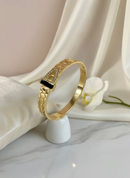 Black Enamel Belt Design Bangle Bracelet – Luxury Gold Finish