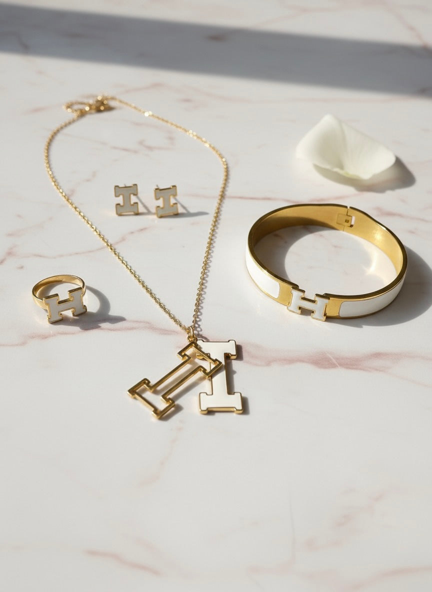 Luxury White & Gold Jewellery Set – 4 Pieces