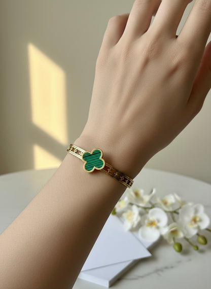 Gold-Plated Green Clover Malachite-Inspired Bangle