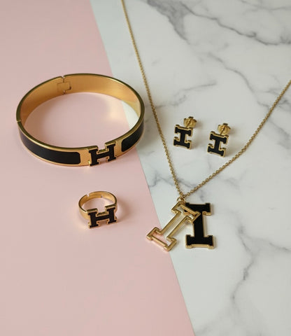 Luxury Black & Gold Jewellery Set – 4 Pieces | Tarnish-Free | Premium Designer Finish