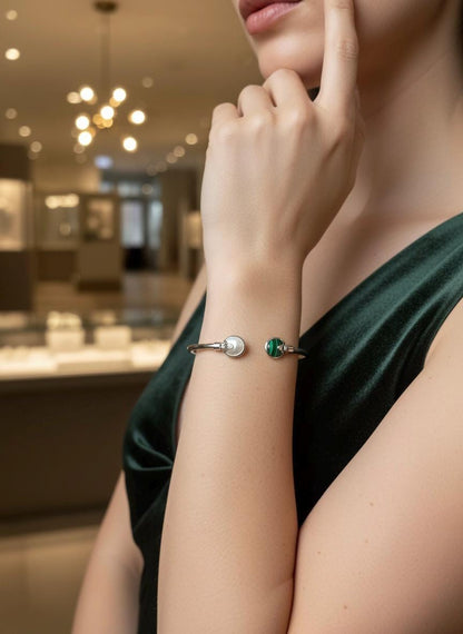 Handmade 925 Sterling Silver Malachite & Mother-of-Pearl Open Bangle